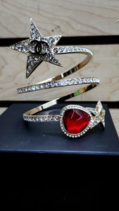 Chanel 2022 Resin & Strass Star Arm Cuff Armband - Bild 1 von 9