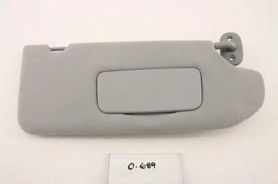 Nuevo parasol OEM Mitsubishi gris diestro 2004-2012 Galant sin iluminación 7620A158HB Foto 1 de 2