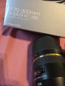 Tamron SP 70-300 mm 4.0-5.6 USD VC für Nikon F-Mount - Sehr Guter Zustand - Bild 1 von 8