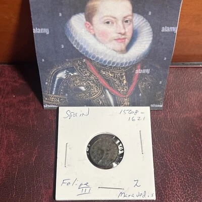 Colonial Spain Felipe III (1568-1621) 2 Maravedis. 15mm. As Shown E127 - Image 1 of 4
