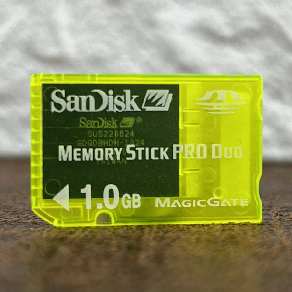 Sony 1GB Sony PSP Memory Stick Pro Duo Mark 2 Memory Card Camera CCD Cybershot - Image 1 of 1