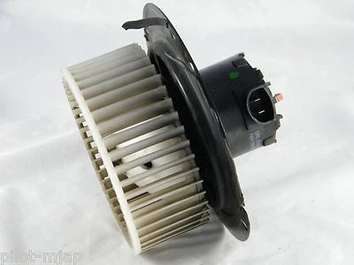 1994 FORD THUNDERBIRD ~ BLOWER MOTOR ~ PART NUMBER  F4SH-19805-FA - Image 1 of 4