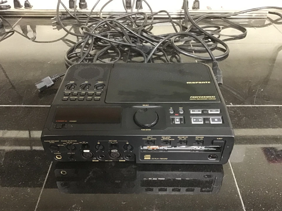 MARANTZ CDR-420 PORTABLE HARD DISK RECORDER CD/MP3 BURNER - Image 1 of 4