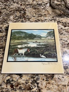 Kevin McBride Chincoteague Ponys Keramikfliese signiert Assateague Wildpferde - Bild 1 von 5