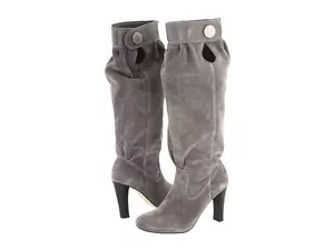 BOTAS ALTAS HOLGADAS MICHAEL KORS ARNÉS RARAS GAMUZA GRIS LOGOTIPO MK US 6 ME ENCANTAN LOS ZAPATOS - Imagen 1 de 9