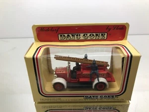 LLEDO DENNIS FIRE ENGINE - CARDIFF CIT FIRE SERVICE CCFS - GOOD IN BOX - Imagen 1 de 4