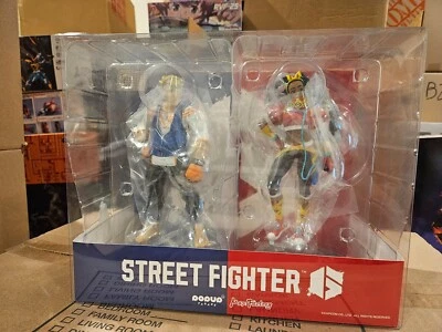 Street Fighter 6 Collector’s Luke & Kimberly Popup Parade, background and box - Image 1 of 4