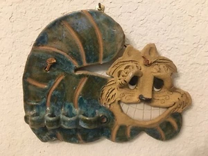 Pottery Cheshire Cat toothbrush holder Alice in Wonderland - Picture 1 of 4