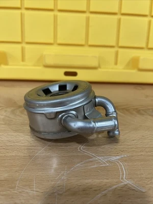 Оригинальный масляный радиатор Toyota в сборе 15710-31010 4Runner Tacoma Tundra - Изображение 1 из 4