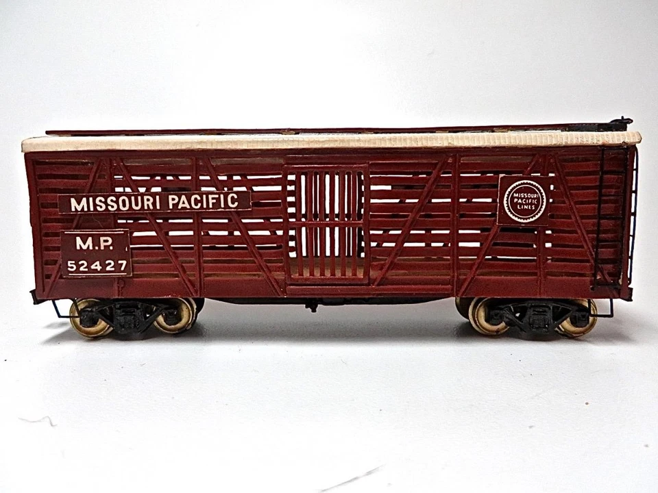 HO Pro Craftsman Built 36' Missouri Pacific Cattle Car Brass Wheels LOW SHIP - Image 1 of 4