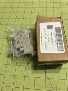 NEW OMRON 445322021 STI RELAY W/LED SOCKET 4 POLE 24VDC P7SA-10F-ND 6A/20A - Picture 1 of 5