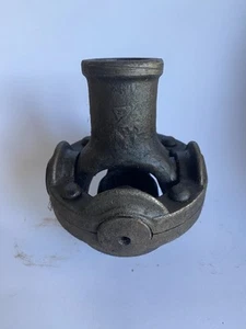 1928-48 Ford U Joint - Picture 1 of 4