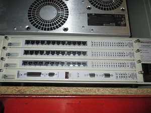 SYNOPTICS MODEL 3030 LATTISNET ETHERNET CONCENTRATOR - EMPTY EXCL BOARDS MODULES - Afbeelding 1 van 1