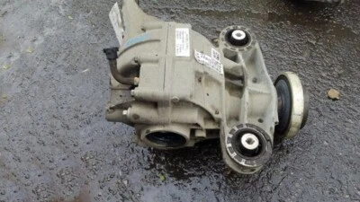 2015-2023 Chrysler 300 5.7L Rear Axle Differential Carrier 2.62 Ratio RWD Foto 1 de 4