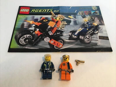 Lote de instrucciones de minifigura LEGO Gold Tooth Agent Swipe Gun Hair 8967 8630 agentes Foto 1 de 2
