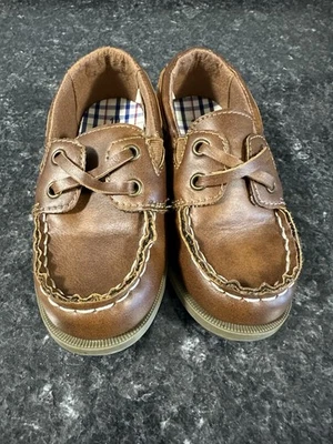 Mocassim Carters marrom sapatos sociais criança menino tamanho 10M - Imagem 1 de 4