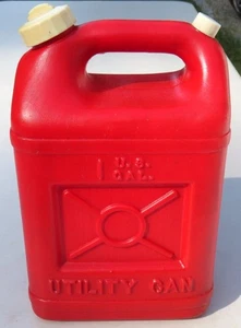 Vintage usa red plastic gas can / one gallon - Picture 1 of 9