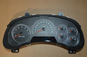 06 07 08 09 GMC Envoy Speedometer dash Instrument Cluster gauges 15945372 - Picture 1 of 7