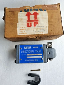 TOKYO KEIKI DG17S4-016N-JA-25 Directional Valve # NEW - Picture 1 of 7