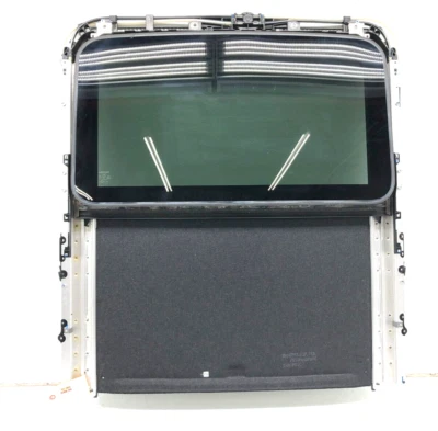 Marco de techo corredizo Lexus LS460 2007-2017 pista con vidrio y parasol fabricante de equipos originales. Foto 1 de 4