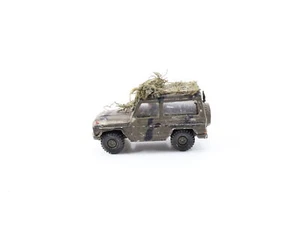 H0 Vehículo Militar Jeep Cerrado con Camuflaje 1:87 / Versión Metal - Imagen 1 de 4