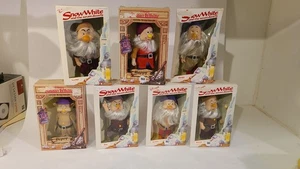 VINTAGE BIKIN DISNEY BIANCO NEVE E I SETTE NANI SETTE BAMBOLE NANE - Foto 1 di 12