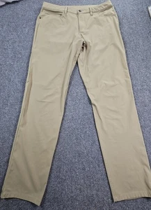Pantalones Lululemon Para Hombre Talla 34x33 Calce Clásico ABC Warpstreme Beige Frente Plano  - Imagen 1 de 15