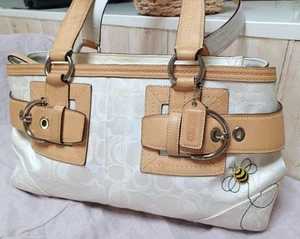 Coach Hand Bag Soho Lady Bumble Bee Signature Optic Cream Canvas & Leather - Picture 1 of 10
