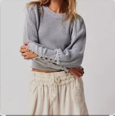 Blusa Free People FP One Wesley térmica manga longa botão gola redonda M - Imagem 1 de 4