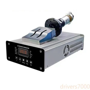 Generatore di saldatura a ultrasuoni 20K 2600W maschera automatica fascia orecchio saldatore - Foto 1 di 6