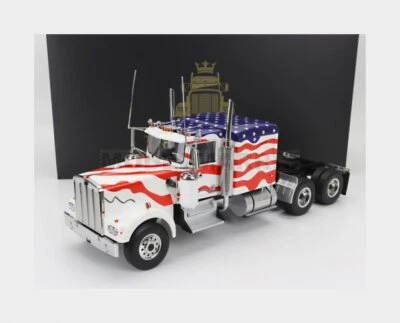 ROAD-KINGS RK180125 KENWORTH - W900 TRACTOR TRUCK STARS & STRIPES LIVERY 3-ASSI  - Immagine 1 di 2