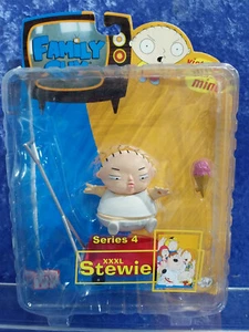 Mezco Family Guy 2005 MOC Series 4 XXXL Stewie Bubble off Card - Picture 1 of 6