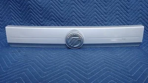 Mercury Mariner Tailgate Liftgate Garnish Trim Handle 2011-2008 Silver OEM 0336 - Bild 1 von 6