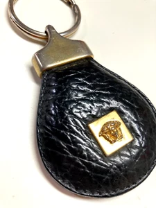 GIANNI VERSACE VINTAGE '90s MEDUSA HEAD RELIEF ROUND LEATHER KEY CHAIN ITALY - Picture 1 of 16