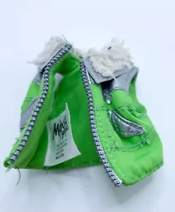 MGA Magic Snow Moxie Boyz Jaxson Puppenkleidung grün grau Jacke Weste - Bild 1 von 5