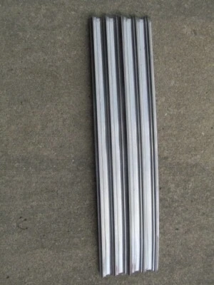 Pontiac Streamliner 1951 tapa maletero embellecedor cascada nuevo de Lote Antiguo GM Foto 1 de 4