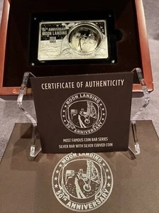 Apollo 11 argento 50° anniversario sbarco sulla luna barra 2 oz e moneta da 26,73 grammi. Con scatola - Foto 1 di 9