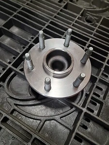 Wheel Bearing and Hub Assembly 2WD Magneti Marelli 1AMH515054 02-06 GM Truck - Foto 1 di 4