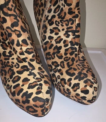 Botas al tobillo Qupid con estampado de leopardo talla 6 para mujer imitación gamuza tacón de aguja  Foto 1 de 4