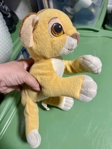 Peluche vintage Re Leone Simba Mattel Disney filato capelli neonato cucciolo Arcotoys 1995 - Foto 1 di 9
