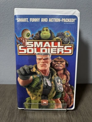 Small Soldiers (VHS, 1998, Clamshell) (Used) - Image 1 of 4