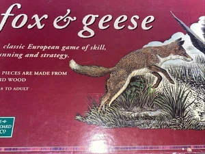 Brilliant Fox and Geese Board Game 1995 - Green Board Game Co - Fully Complete - Picture 1 of 1