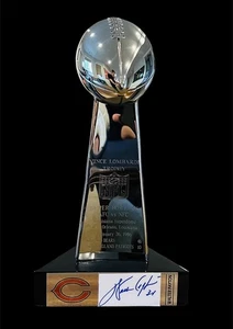 WALTER PAYTON AUTOGRAPHED BEARS SUPER BOWL 20 TROPHY - Picture 1 of 4