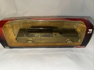 Majorette Vintage 1/32 Rare LIMO 4 Opening Doors Diecast Model NIB - Picture 1 of 5