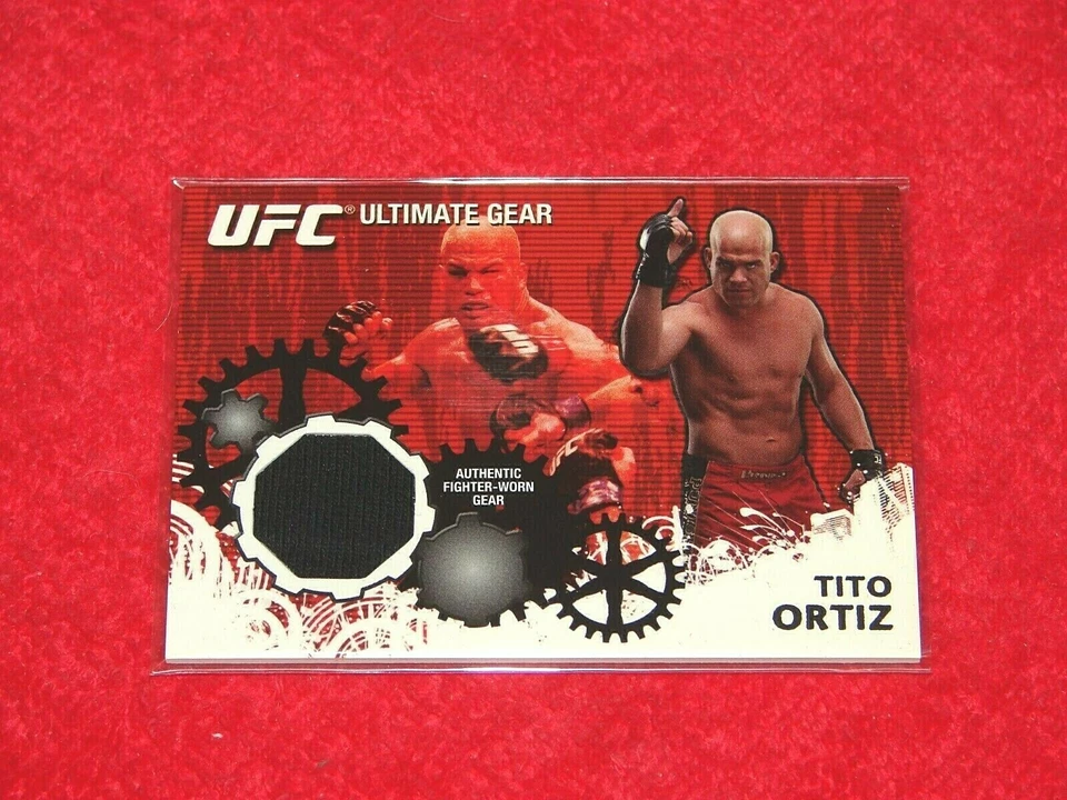 TITO ORTIZ 2010 TOPPS UFC ULTIMATE GEAR RELIC #UGTO (H-1108) - Image 1 of 1