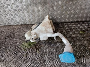 Bocal réservoir lave glace - VOLKSWAGEN POLO V (5) (6C) - De 02-2014 à 06-2018 - Picture 1 of 4