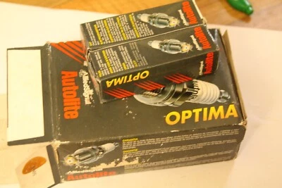 CAJA DE 6 BUJÍAS AUTOLITE 63N CHAMPION RN9Y NGK BPR6ES NUEVO DE STOCK, AUSTIN MORRIS Foto 1 de 3