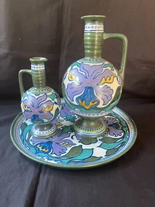 ancien lot poterie hollandaise GOUDA 2 x pticher sur lame. Marques sur le fond. années 1920 - Photo 1 sur 10