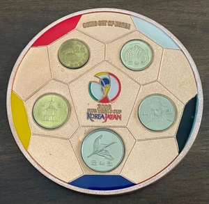 Korea Japan 2002 FIFA World Cup Soccer ⚽️ Ball Stand Korean Coins COLLECTABLE - Picture 1 of 12