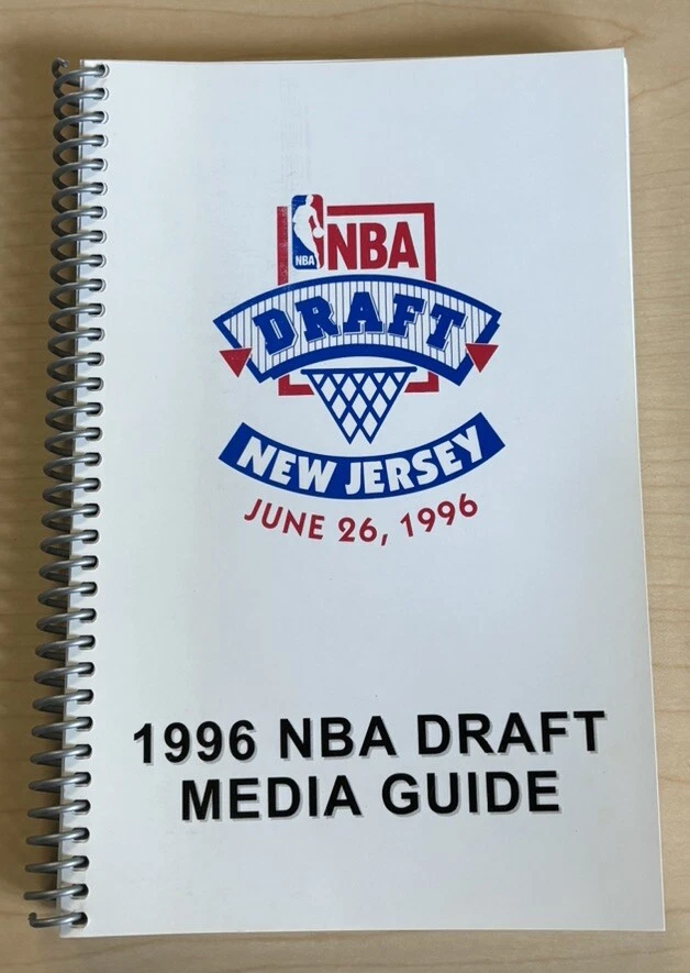 Guía de medios borrador de la NBA de 1996 súper rara - Kobe Bryant, Nash, Allen, Iverson, etc. Foto 1 de 4